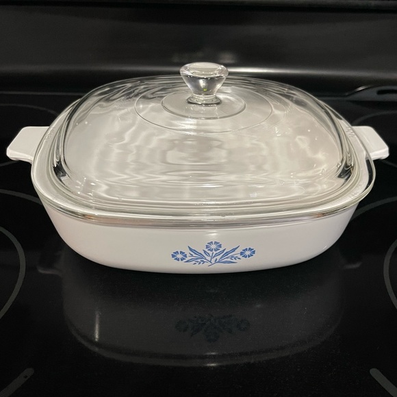 Corning Ware Blue Cornflower P-9-B 9 Inch Casserole Dish With Lid - Picture 3 of 15